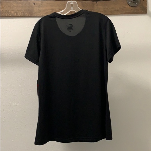 Philadelphia Eagles Women’s Dri-fit T-shirt - Picture 5 of 5